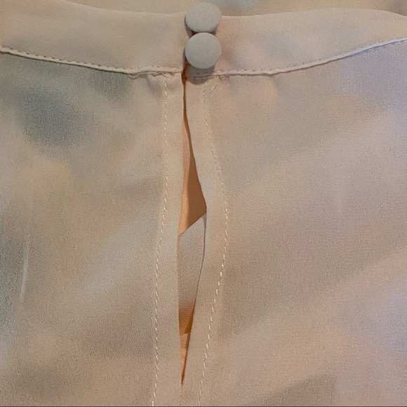 NWT TORRID Blush Colored Sleeveless Cagefront Tank ✨Perfect for Spring!!✨ - Picture 11 of 11